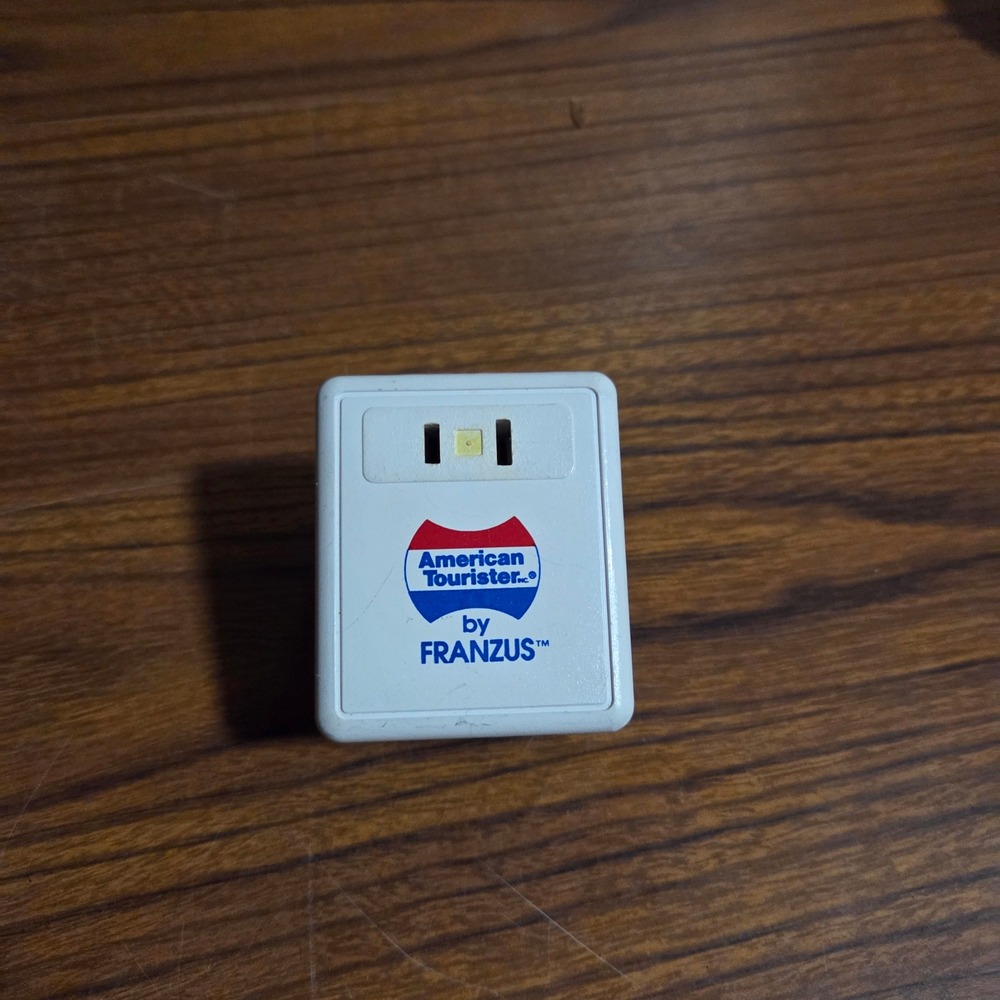 American Tourister Franzus Voltage Converter T-12CK 220V to 110V 1600W Plug